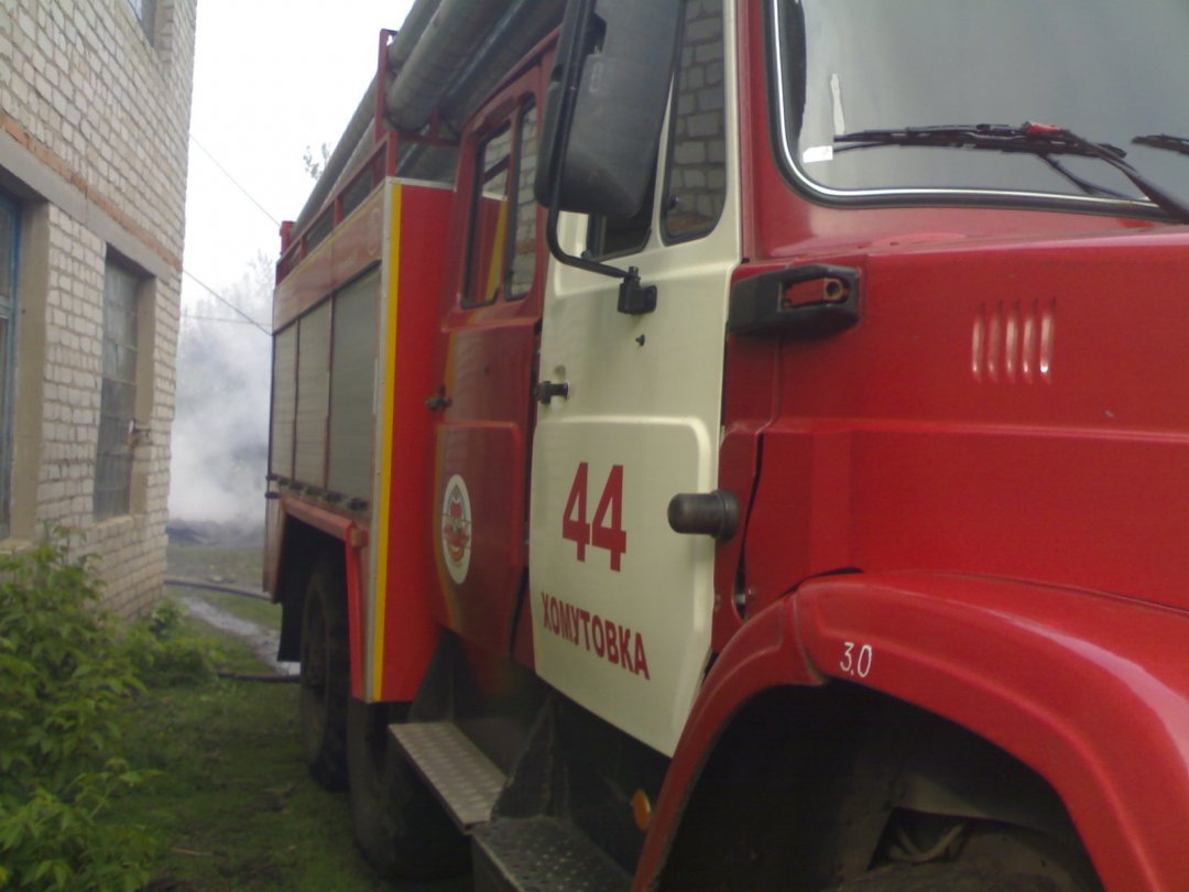 Пожар в с. Дубовица Хомутовского района  ликвидирован